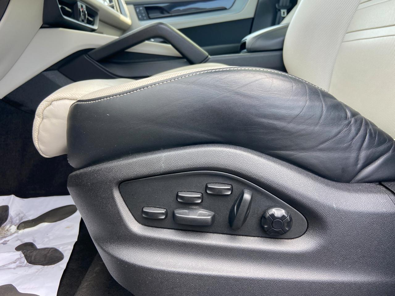 Porsche Cayenne Coupe 3.0 V6 tiptronic