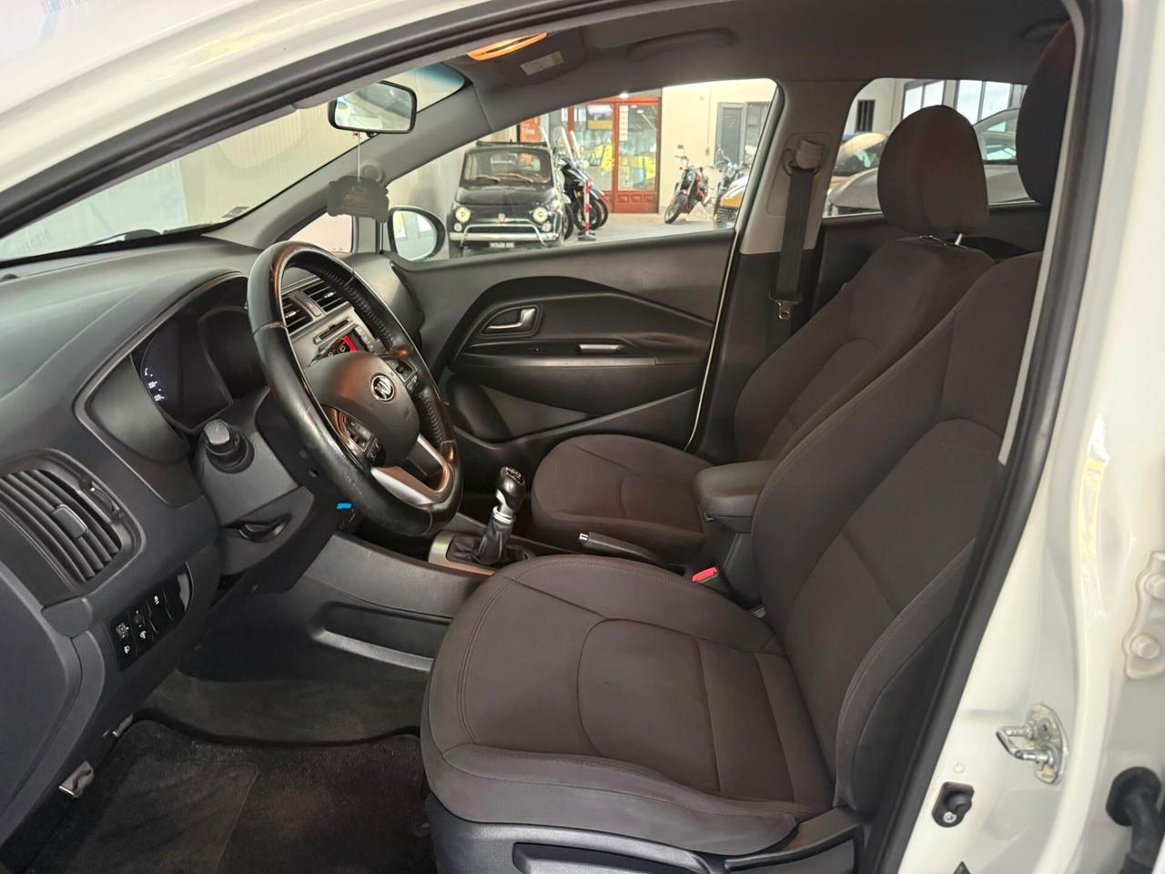 Kia Rio 1.4 Crdi 90cv 5 porte Cool