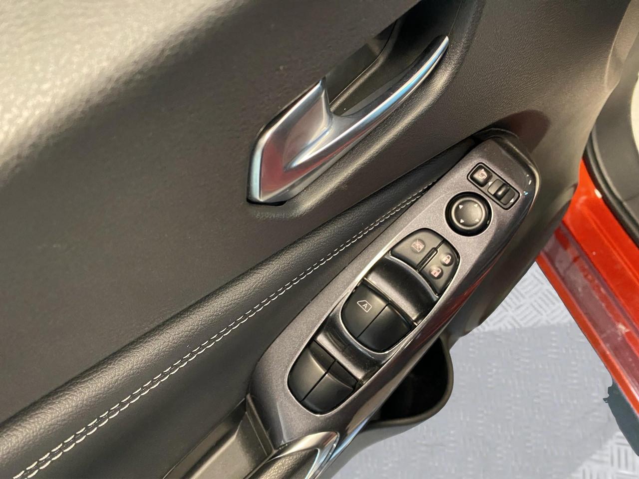 Nissan Juke 1.6 hev N-Connecta