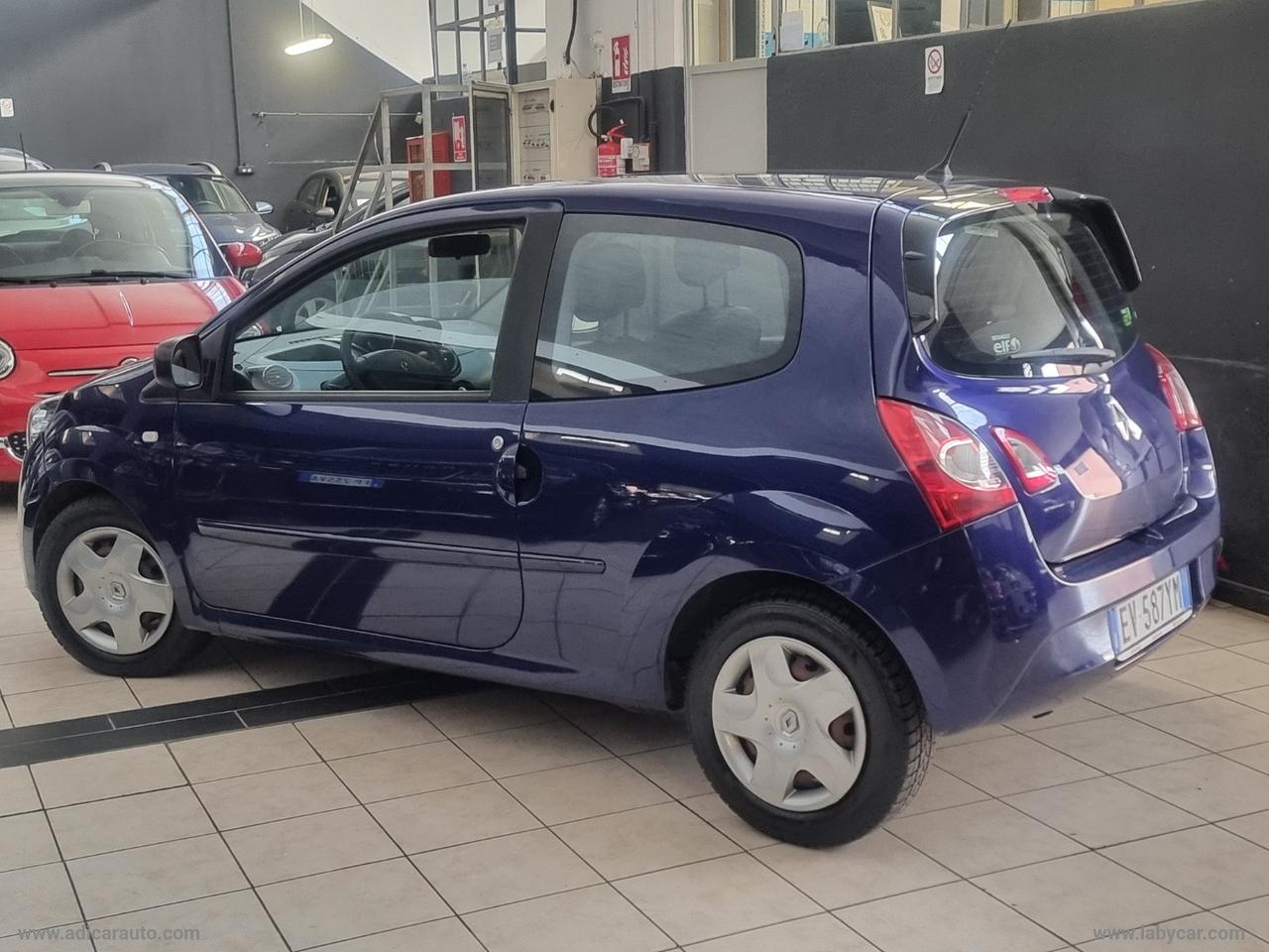 RENAULT Twingo 1.2 Night&Day