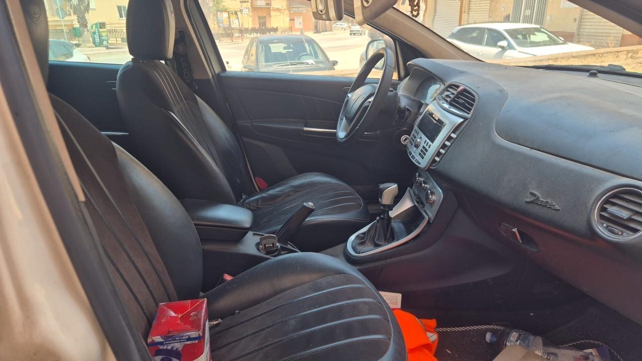 Lancia Delta 2.0 MJT 160 CV (PER RICAMBI)