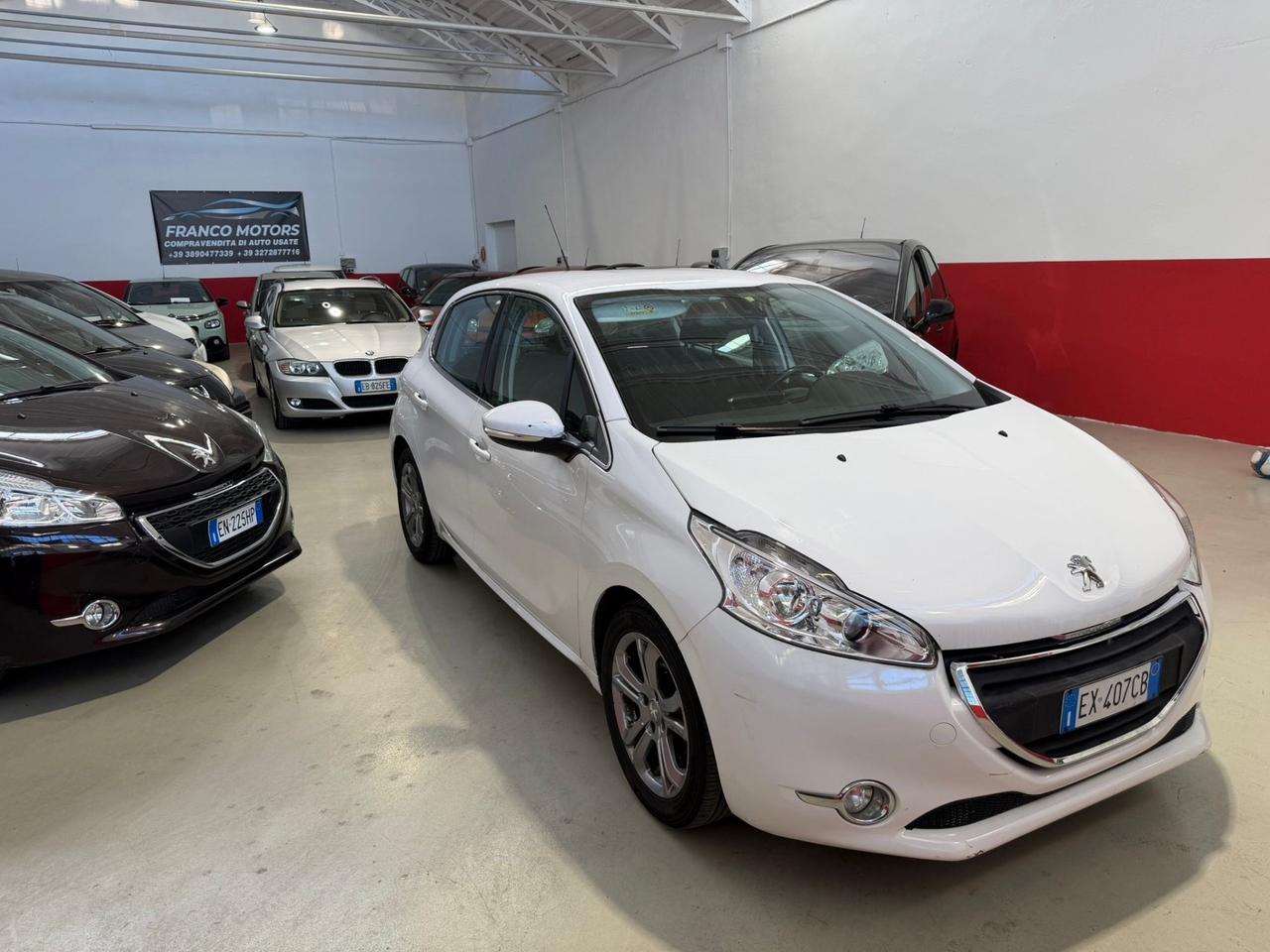 Peugeot 208 PureTech 82 5 porte Allure