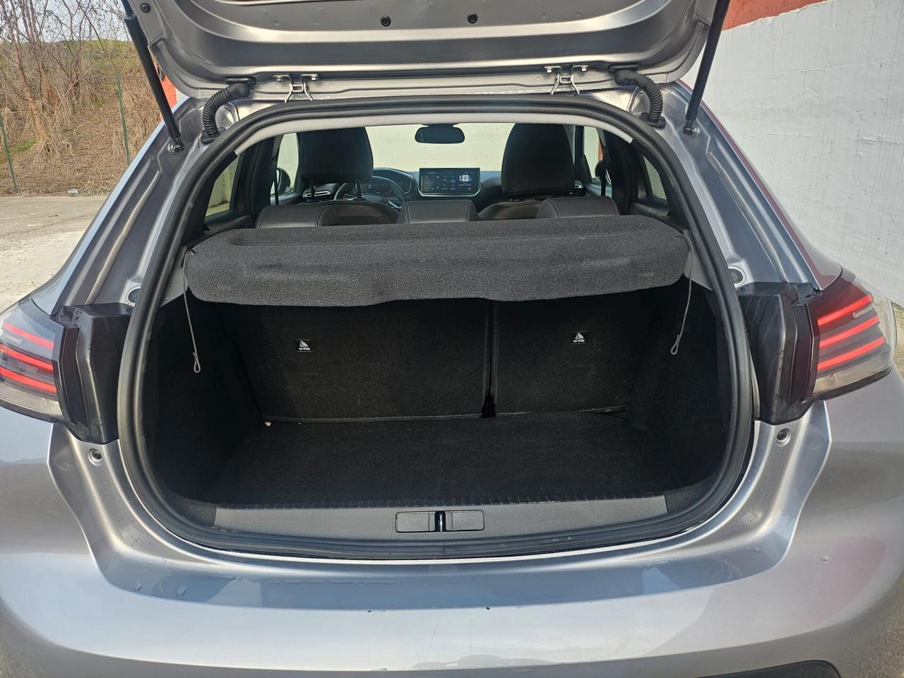 Peugeot 208 PureTech 100 Stop&Start 5 porte Allure