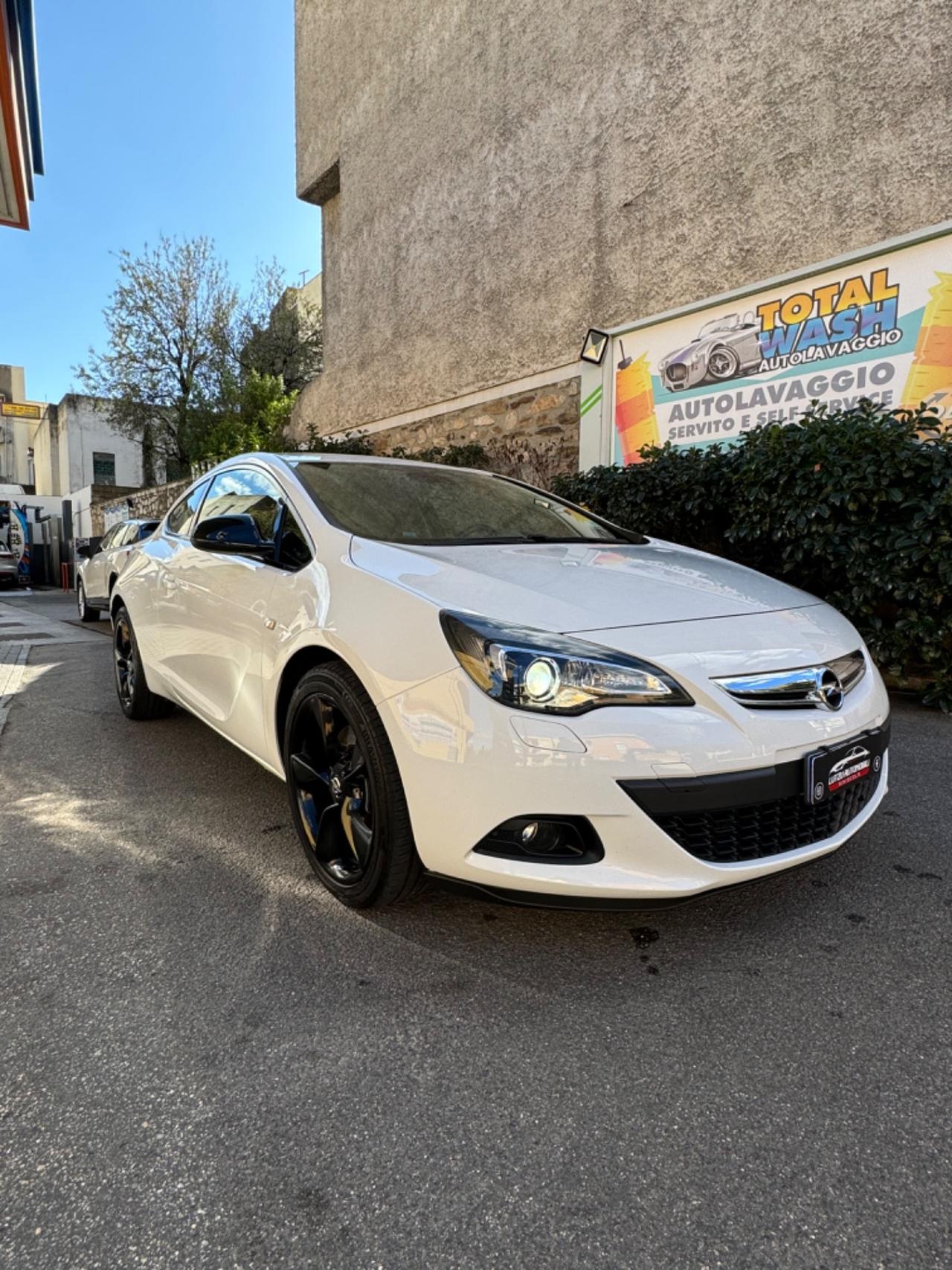 Opel Astra GTC 2.0 CDTI 165CV S&S 3 porte Cosmo S