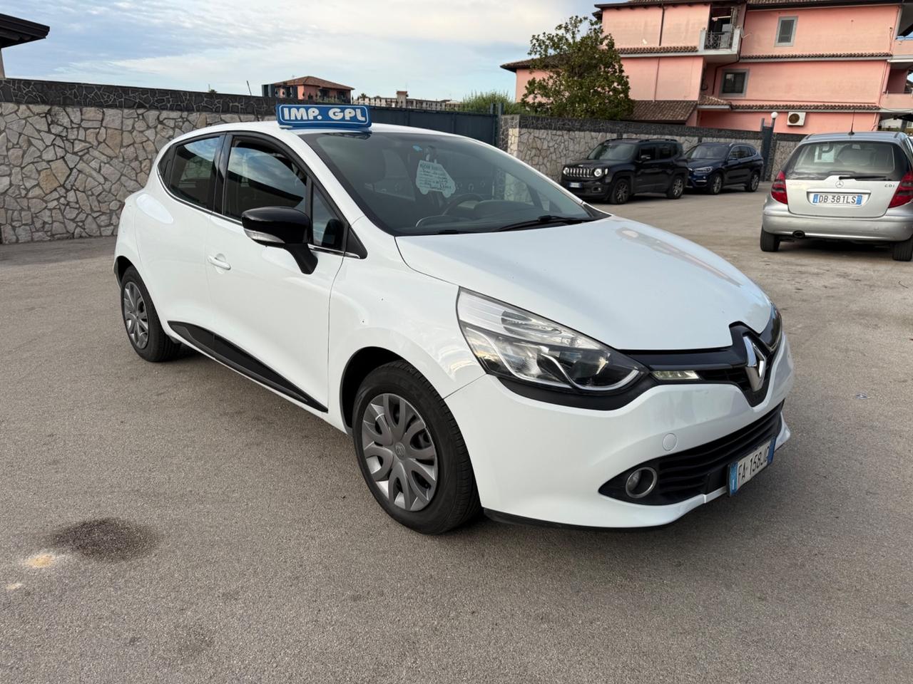 Renault Clio 1.2 75CV GPL 5 porte Costume National