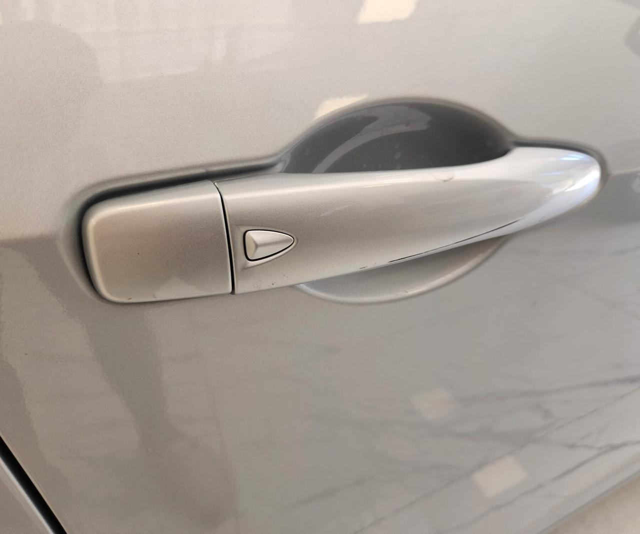 Nissan Micra 1.5 dCi 8V 5 porte N-Connecta