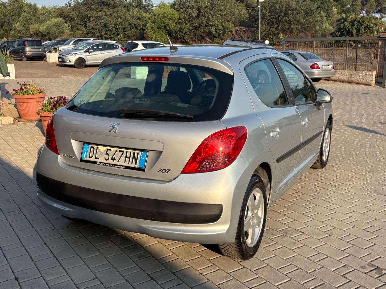 Peugeot 207 1.4 8V 75CV 5p. X Line