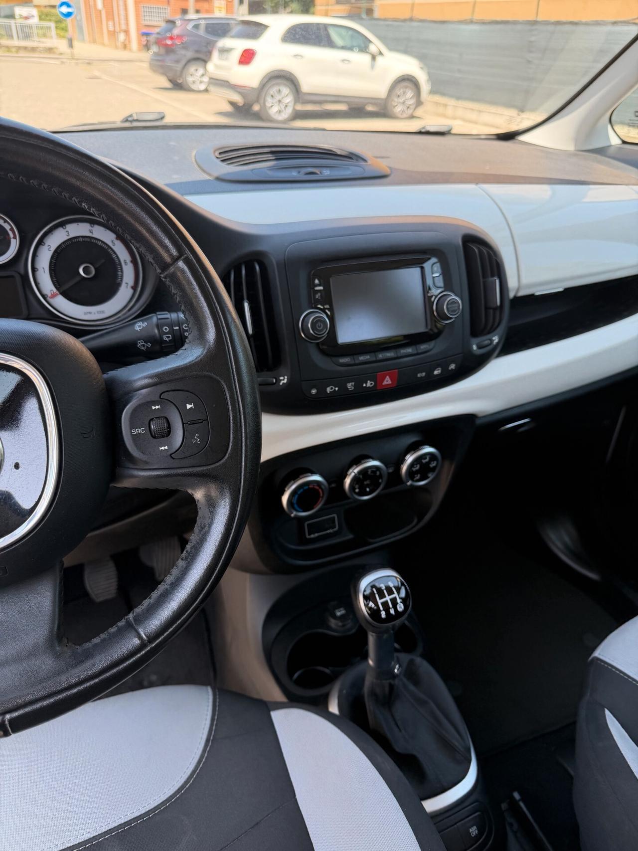Fiat 500L 1.3 MJT - NEOPATENTATI - 12 MESI DI GARANZIA -