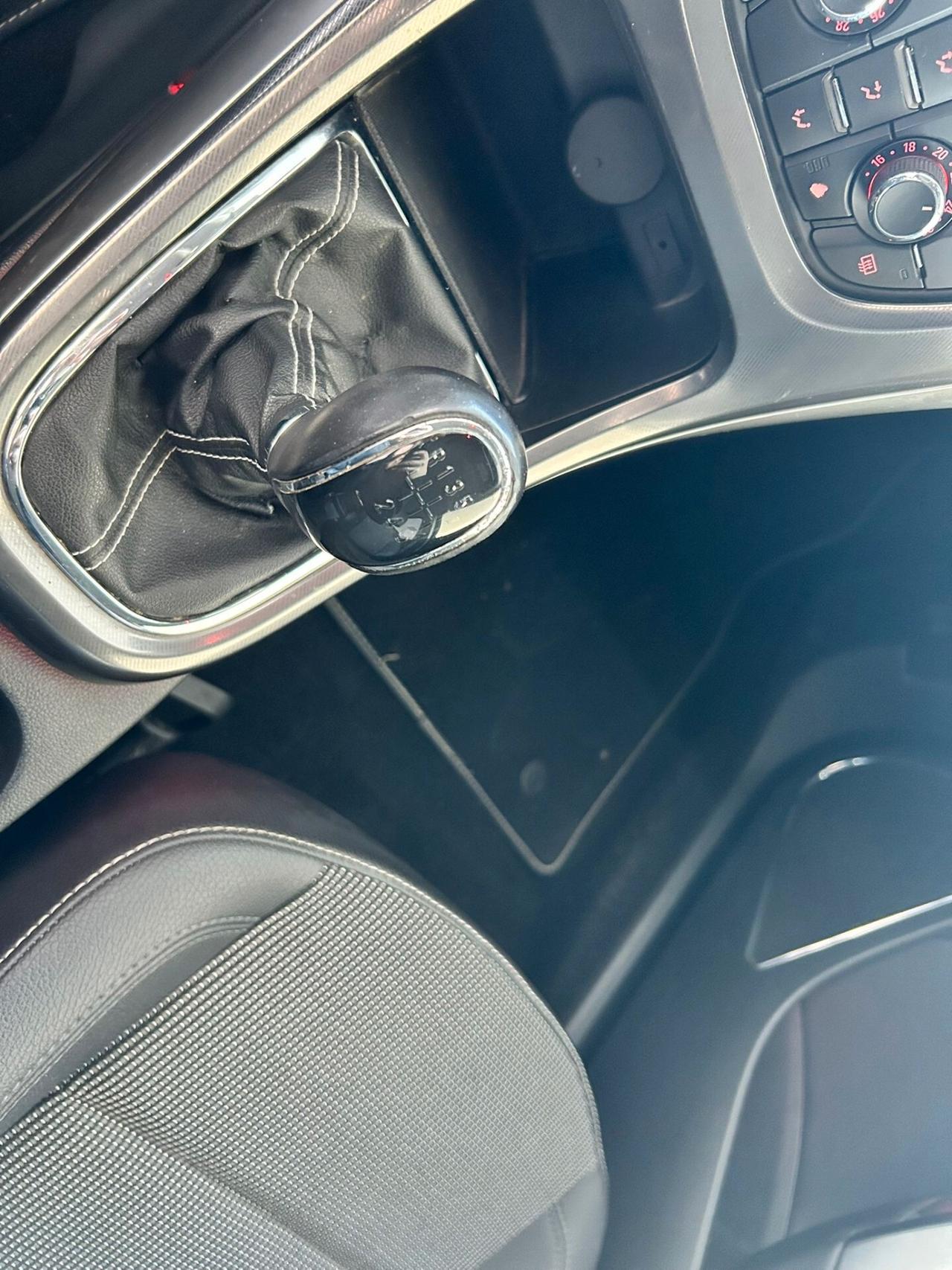 Opel Astra 1.7 CDTI X NEOPATENTATI 2012