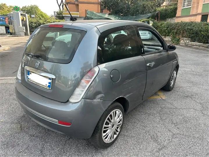 Lancia Ypsilon 1.2 Argento