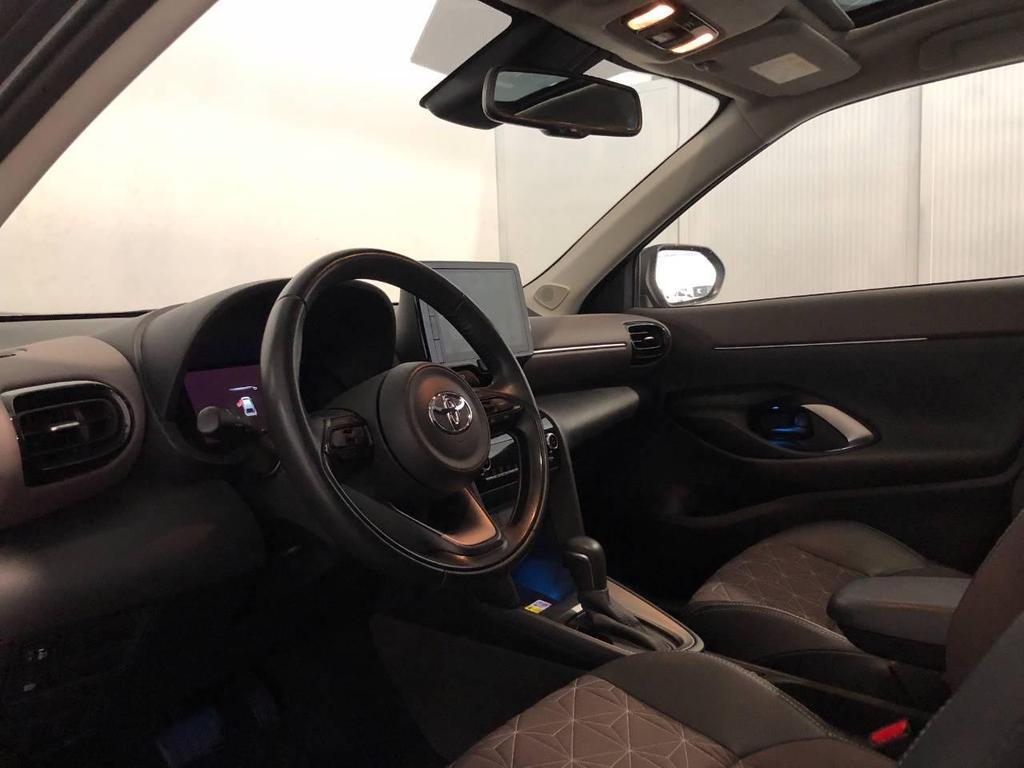 Toyota Yaris Cross 1.5 H Lounge FWD E-CVT