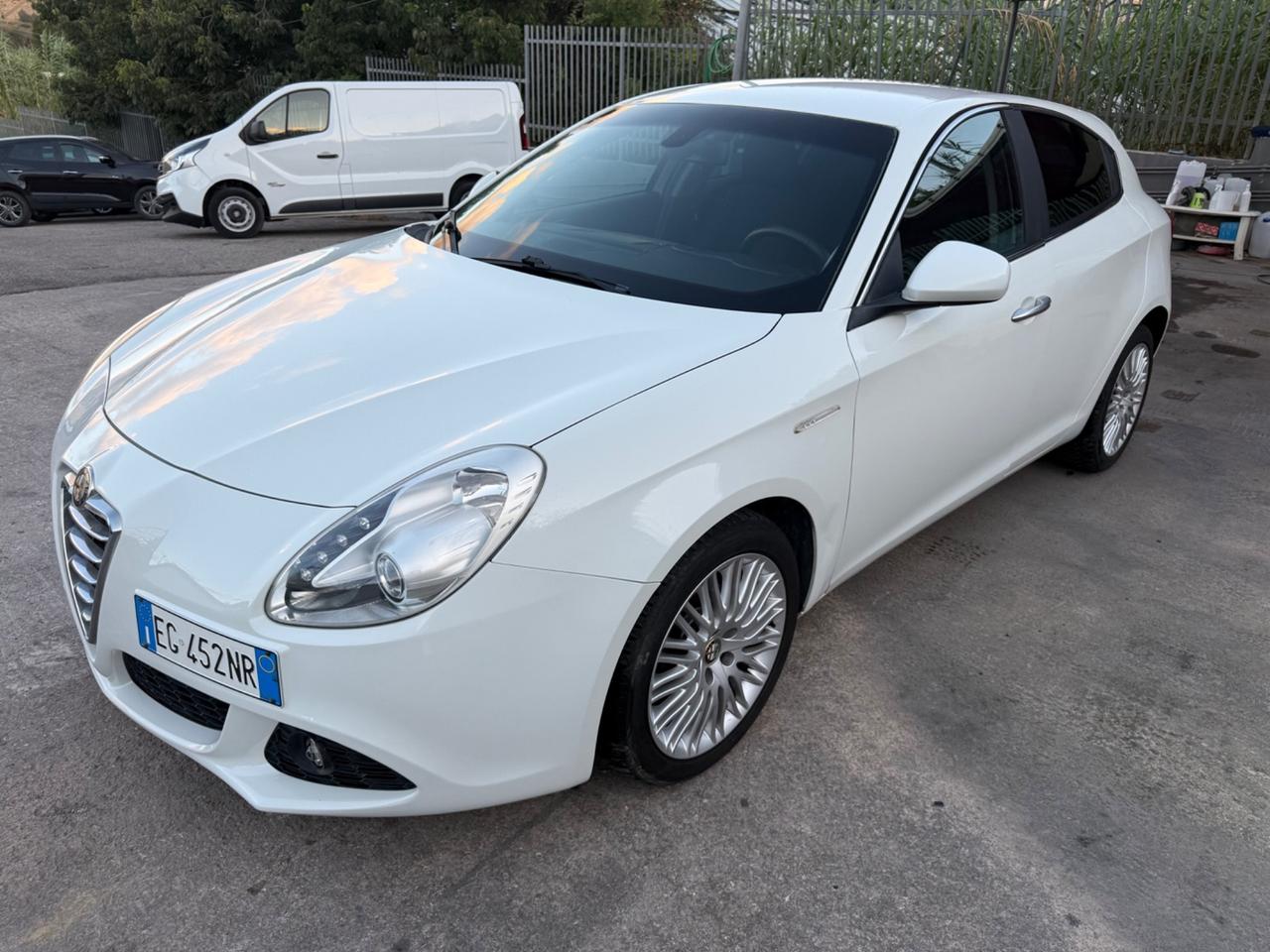 Alfa Romeo Giulietta 1.6 JTDm-2 105 CV Distinctive