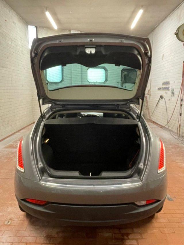 LANCIA Delta 1.6 MJT DPF 105 CV Steel