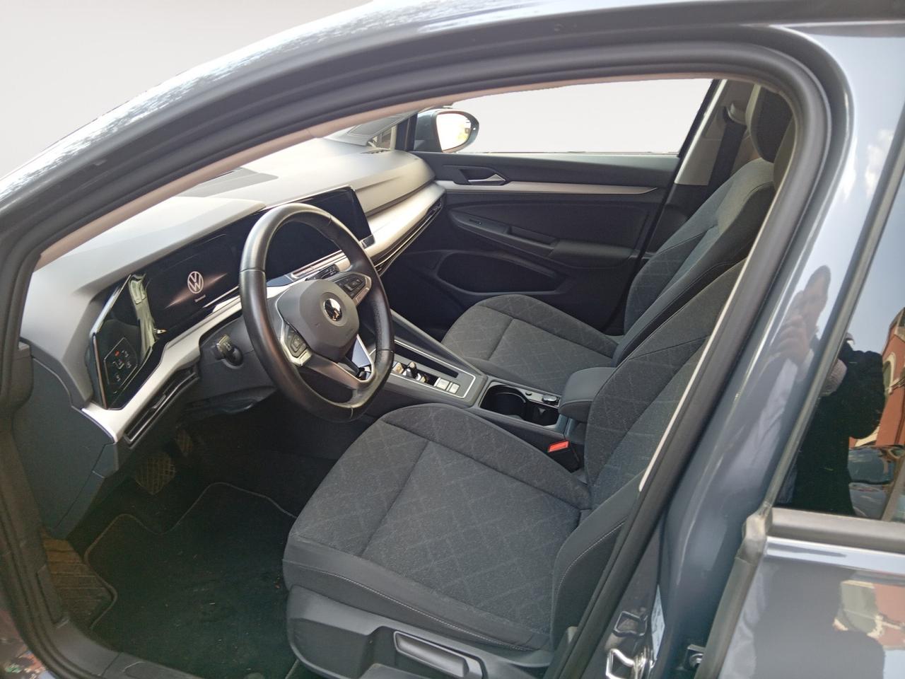 Volkswagen Golf 2.0 tdi Life 115cv dsg