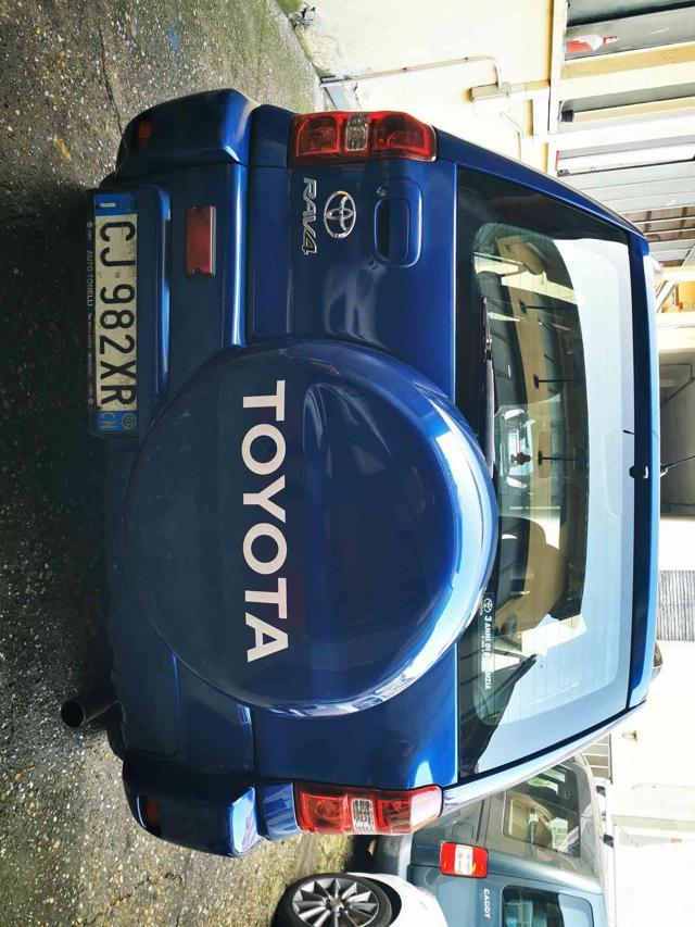 TOYOTA RAV 4 MY23 RAV4 2.0 Tdi D-4D cat 5 porte Sol