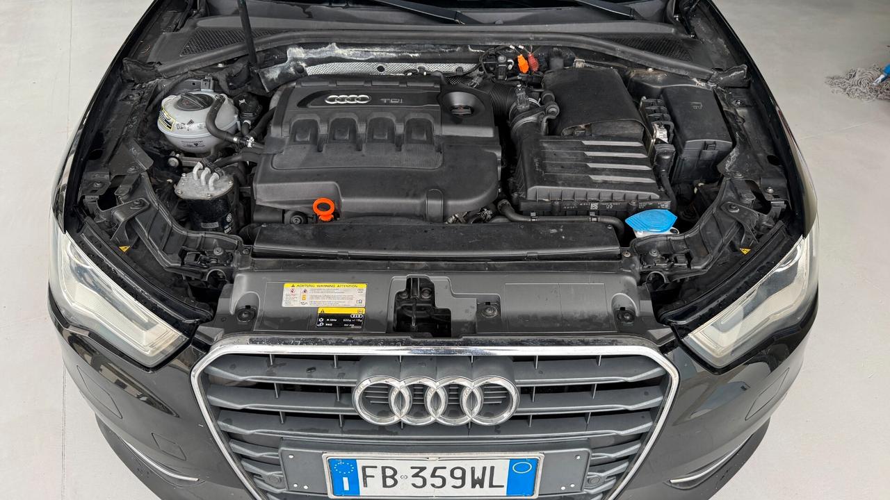 Audi A3 SPB 1.6 TDI 105 CV CR Ambition