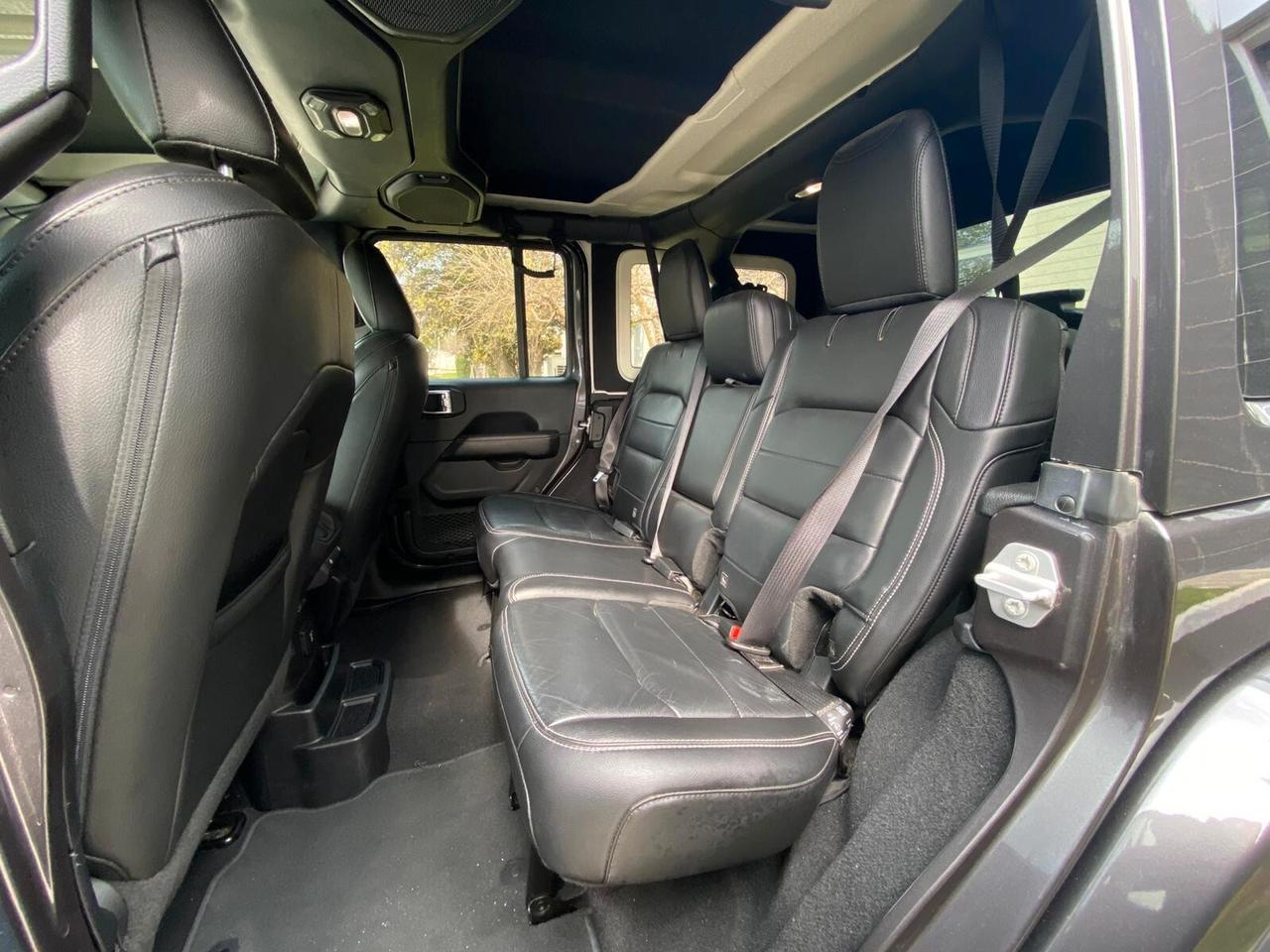 Jeep Wrangler Unlimited 2.2 Mjt Overland