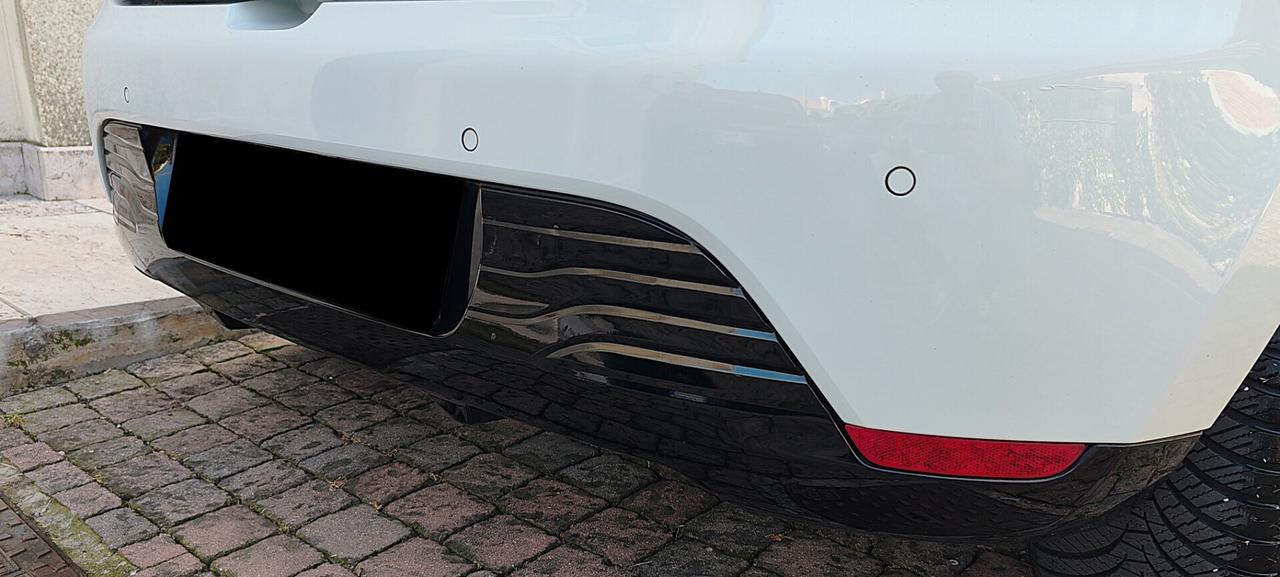 Renault Clio TCe 12V 90CV 5 porte Costume National