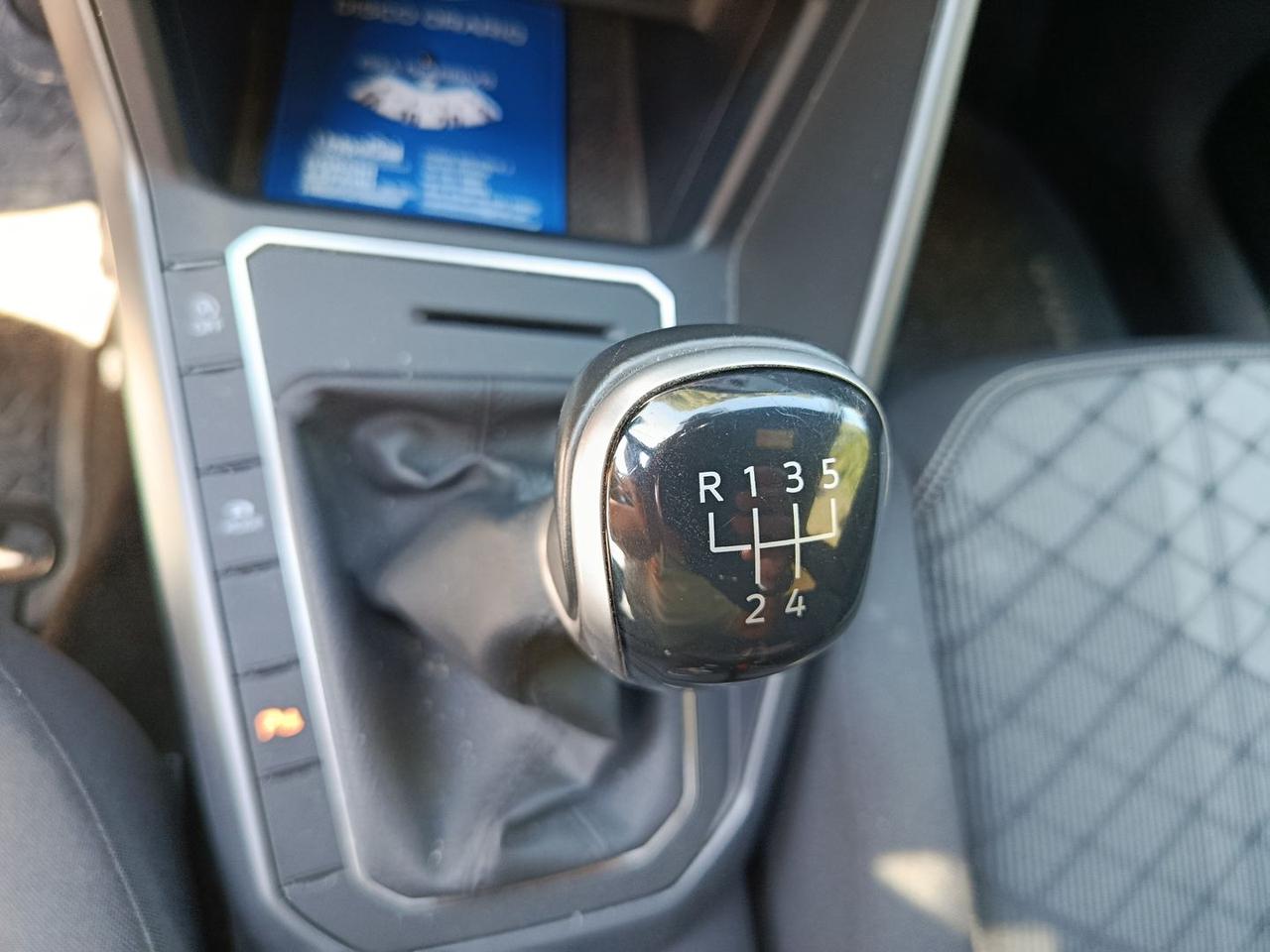 Volkswagen Polo R Line 1.0 TSI #11860