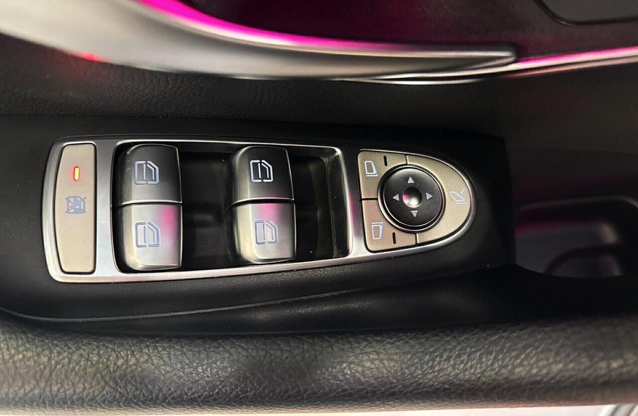 Mercedes Classe E 220d *FULL OPTIONAL* COME NUOVA