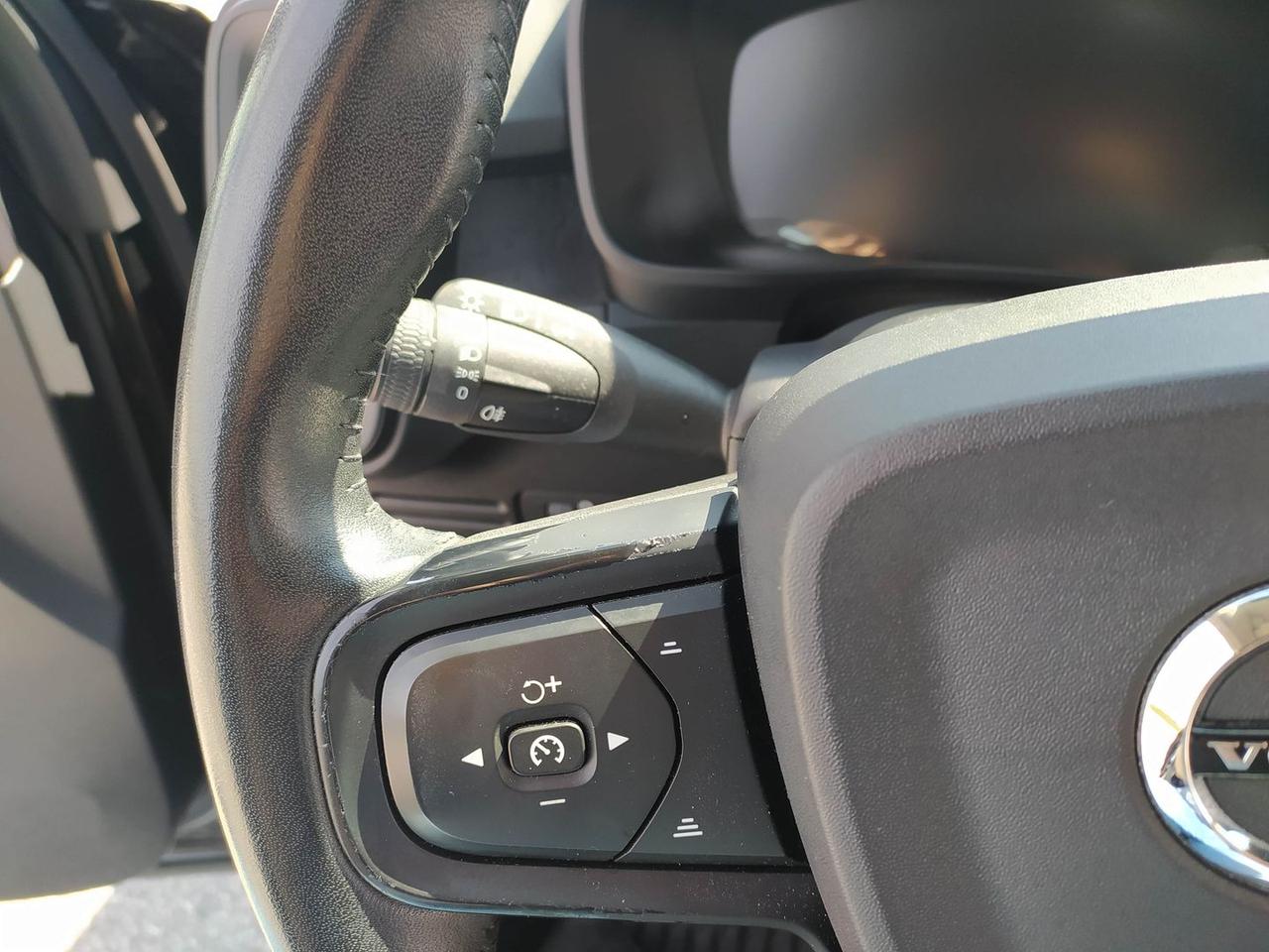 Volvo XC40 Momentum D3 #6463