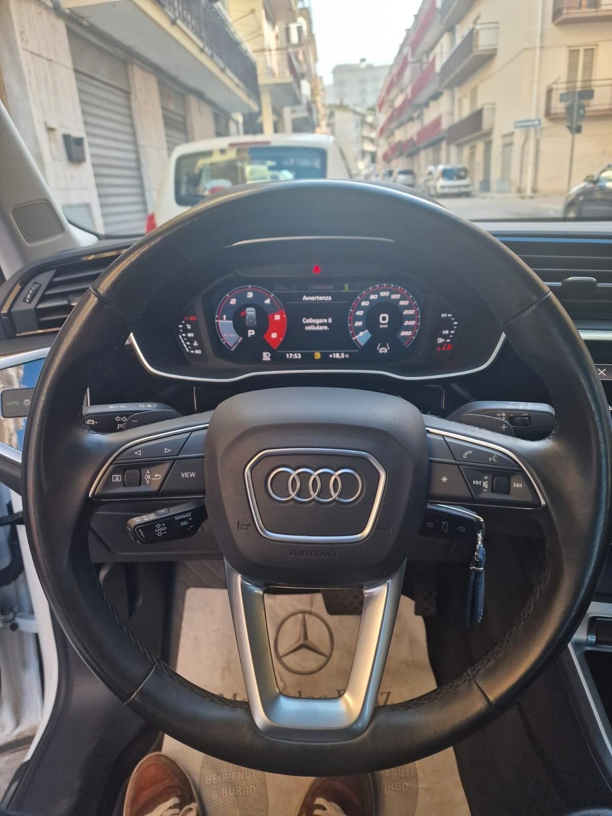 Audi Q3 35 TDI S tronic Business Advanced