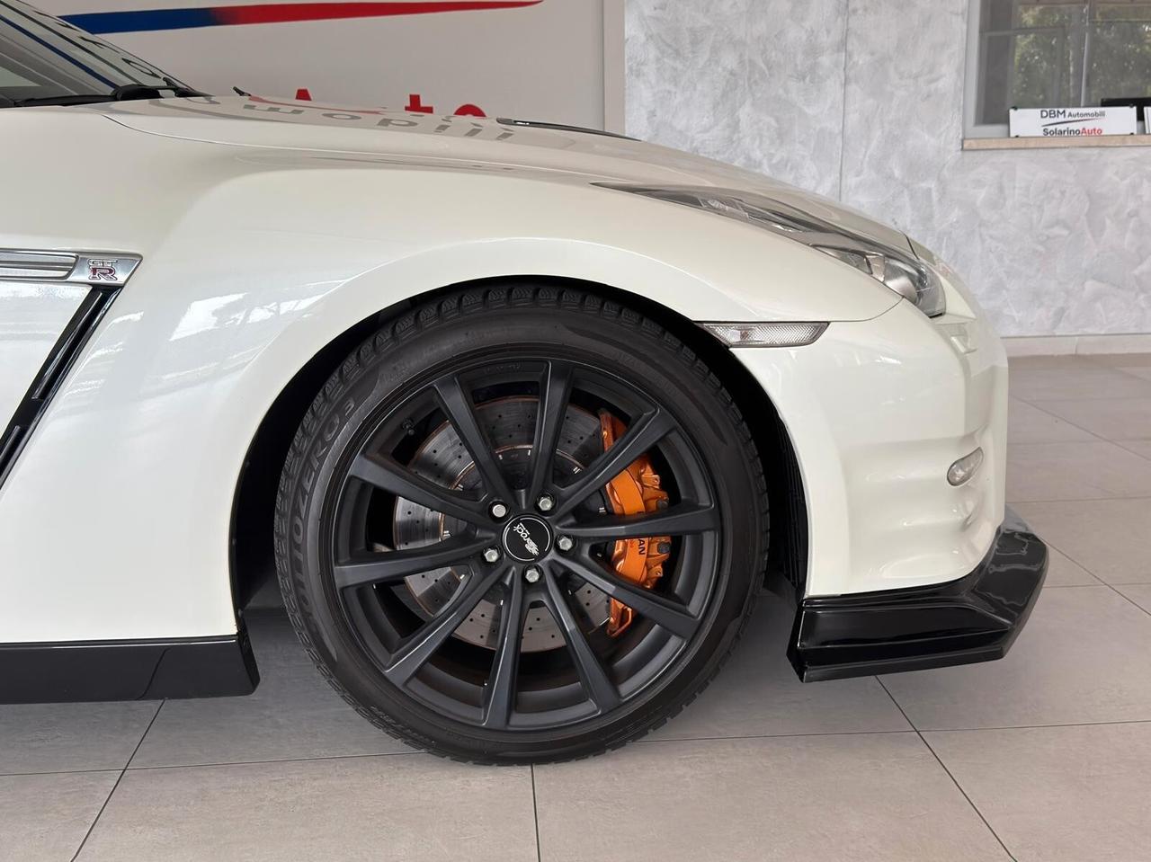 Nissan GT-R 3.8 V6 Black Edition