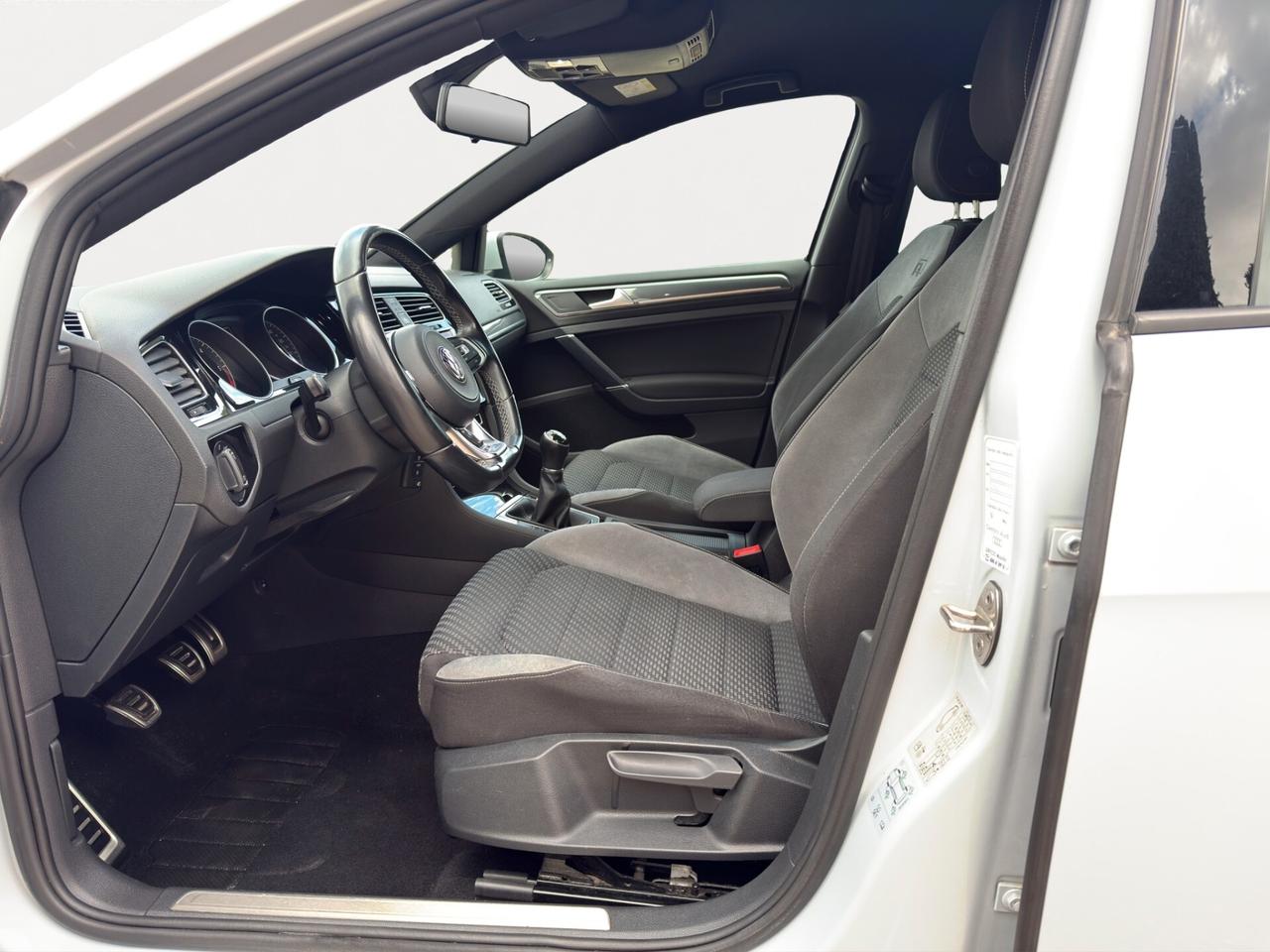 Volkswagen Golf 7.5 1.6 TDI 116 CV R-Line - 2018