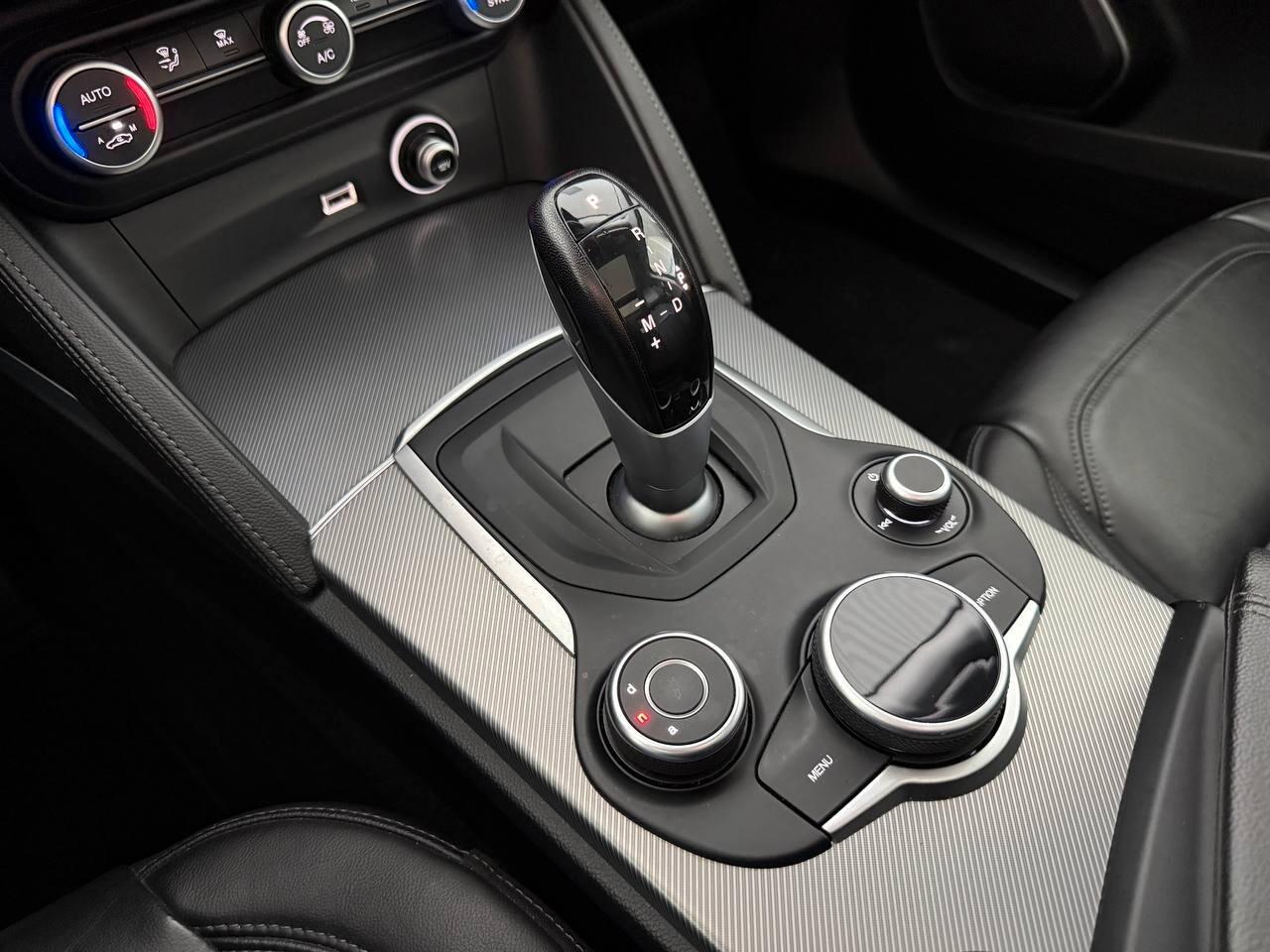 Alfa Romeo Stelvio 2.2 Turbodiesel 210 CV AT8 Q4 B-Tech