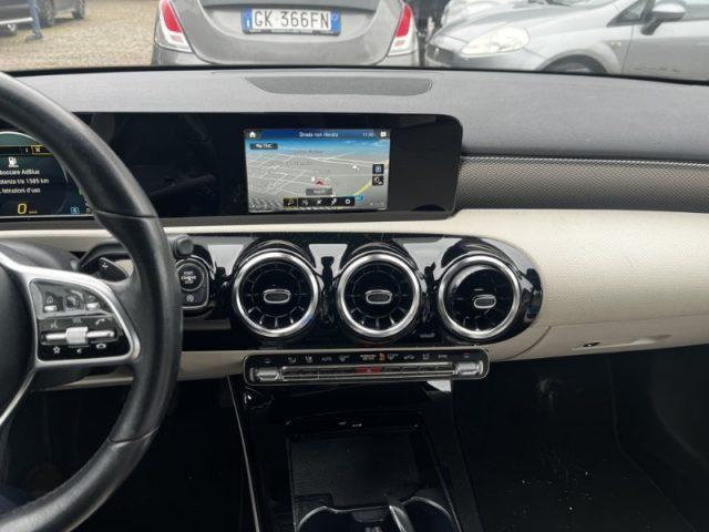 MERCEDES-BENZ A 180 d Automatic Sport *PELLE, NAVI*