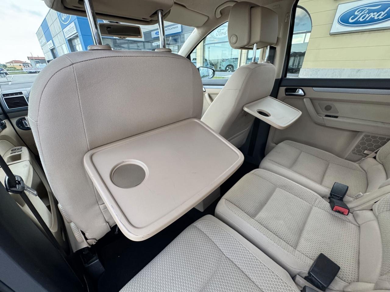 Volkswagen Touran 1.6TDI DSG Autom. 105CV - 7 Posti