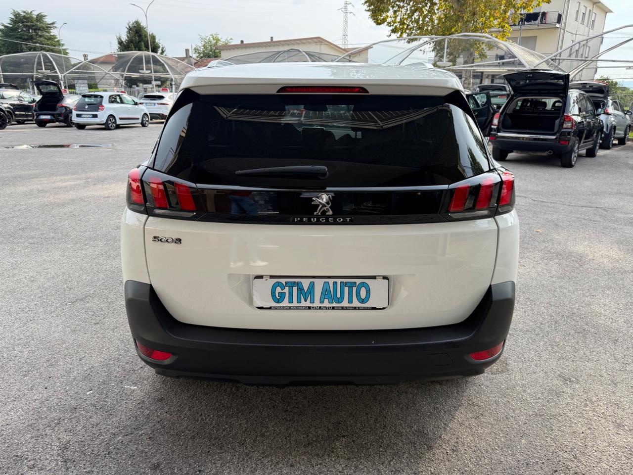 Peugeot 5008 -1.6 Diesel 120 cv-Gancio Traino