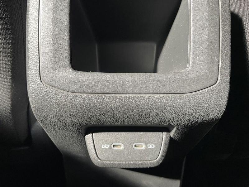 Volkswagen T-Cross T-Cross 1.0 TSI 95cv in configurazione R-LINE
