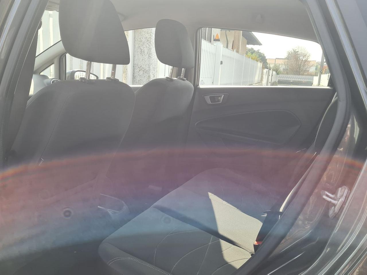 Ford Fiesta 1.5 TDCì Business #9886