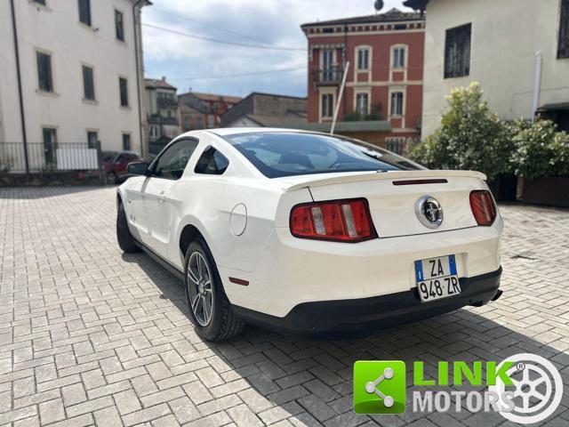 MUSTANG Mustang 4.0 PREMIUM V6