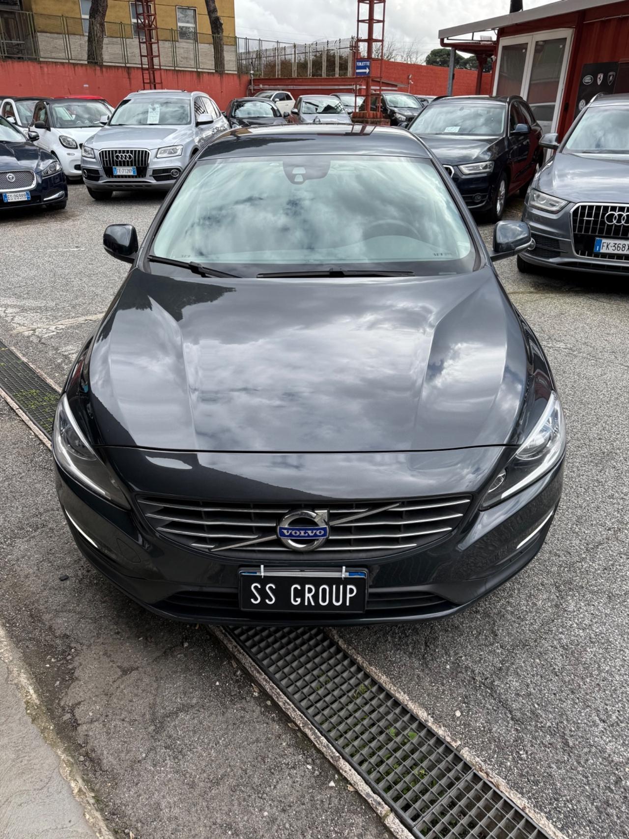 V60 D4 181 cv-Geartronic -Momentum-E6-unipro-