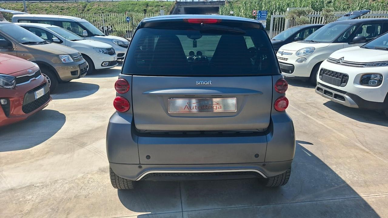 Smart ForTwo 1000 62 kW coupé 2014