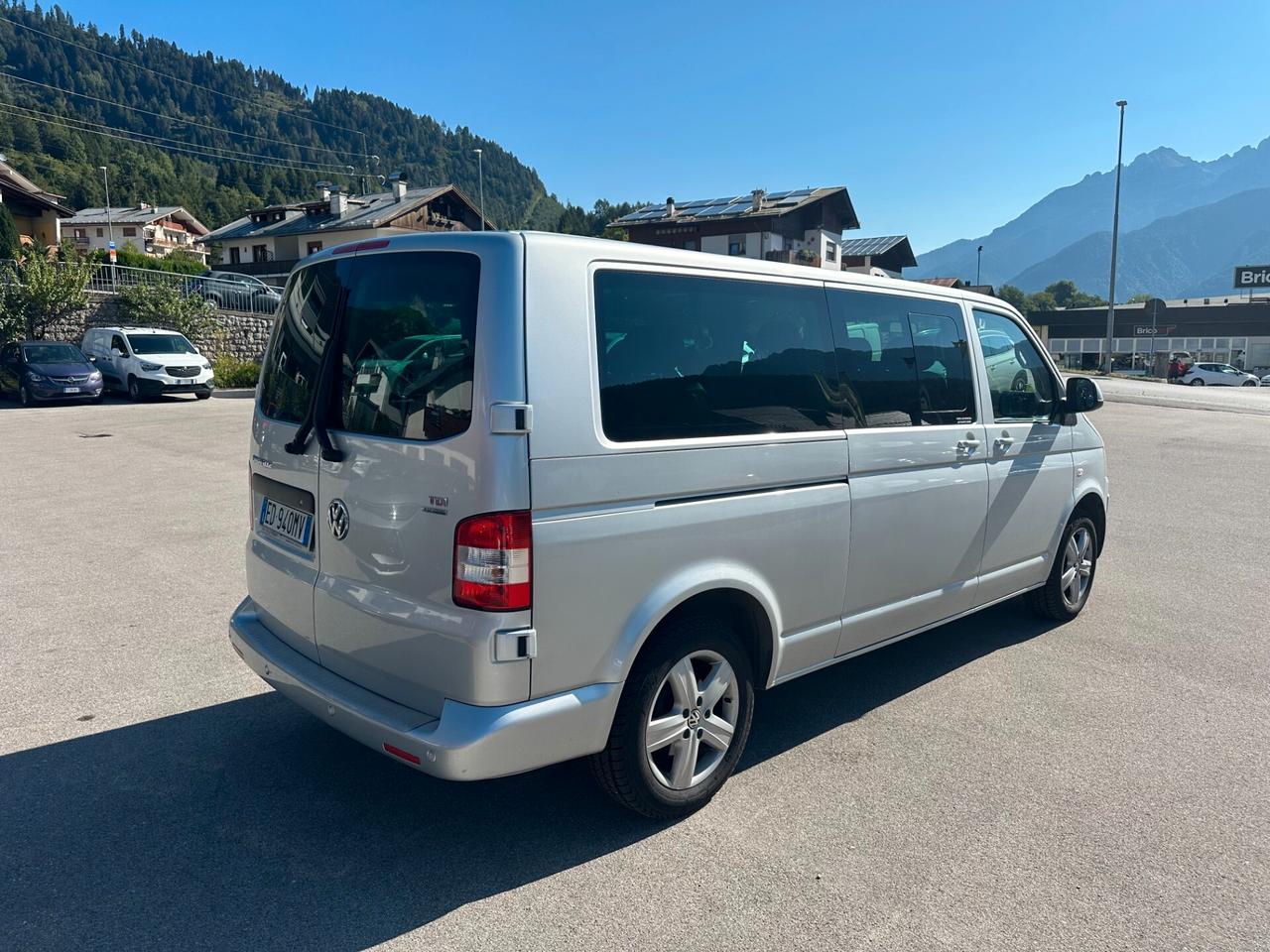 Volkswagen Transporter Caravelle 2.0 BiTDI 180CV DSG PL Comfortline