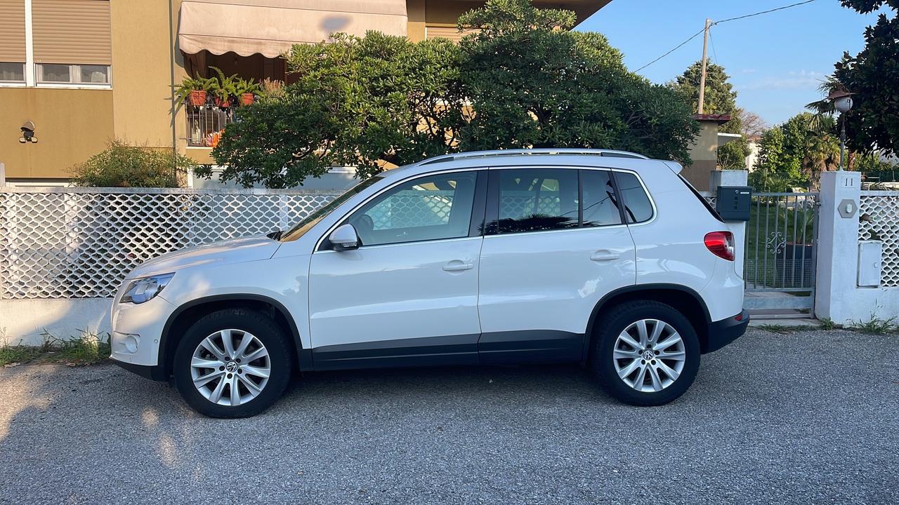 Volkswagen Tiguan 2.0 TSI 4MOTION DSG Sport & Style