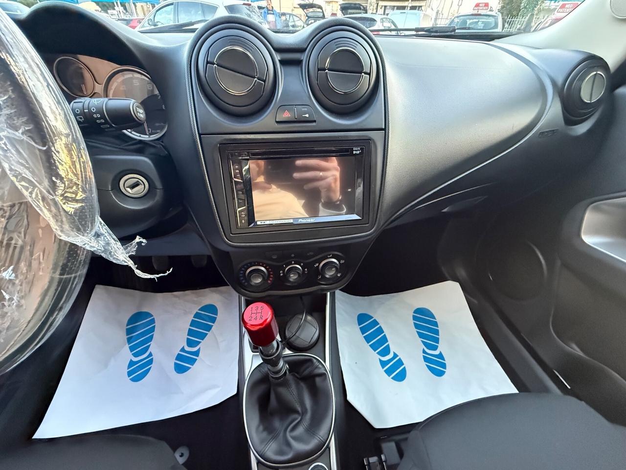 Alfa Romeo MiTo 1.4 70 CV 8V -OK Neopatentati