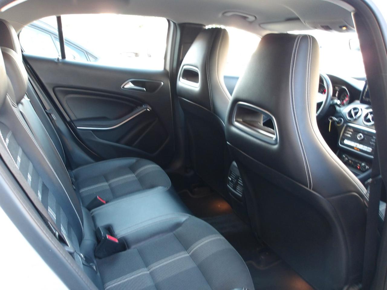 Mercedes GLA 200 d Premium auto