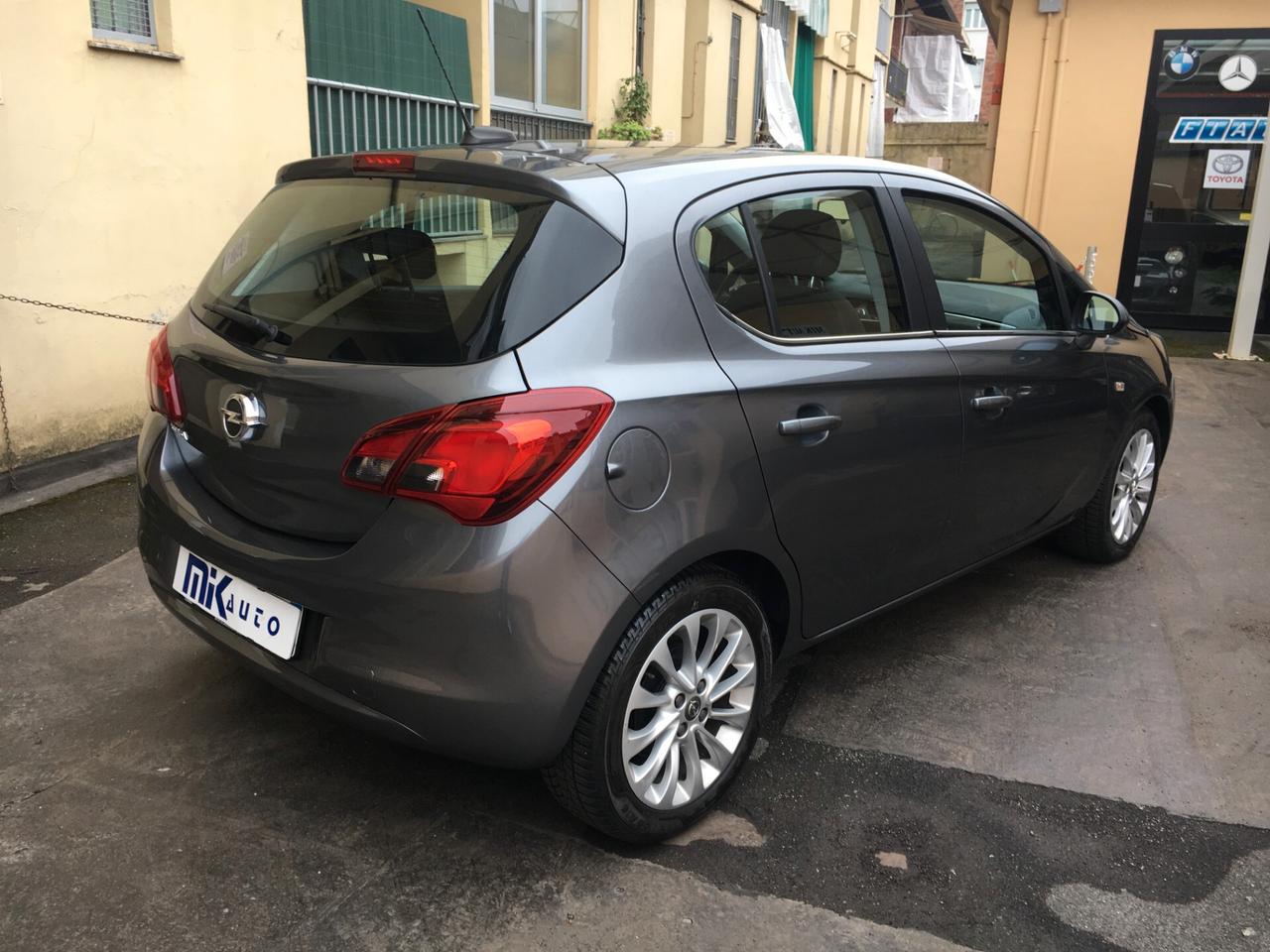 Opel Corsa 1.4 90CV GPL Tech 5 porte Innovation