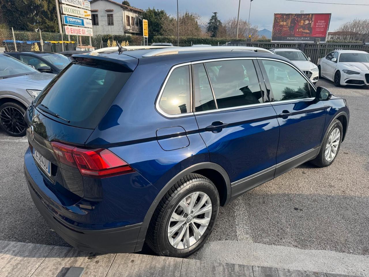 Volkswagen Tiguan 2.0 TDI SCR DSG Advanced BlueMotion Led cockpit