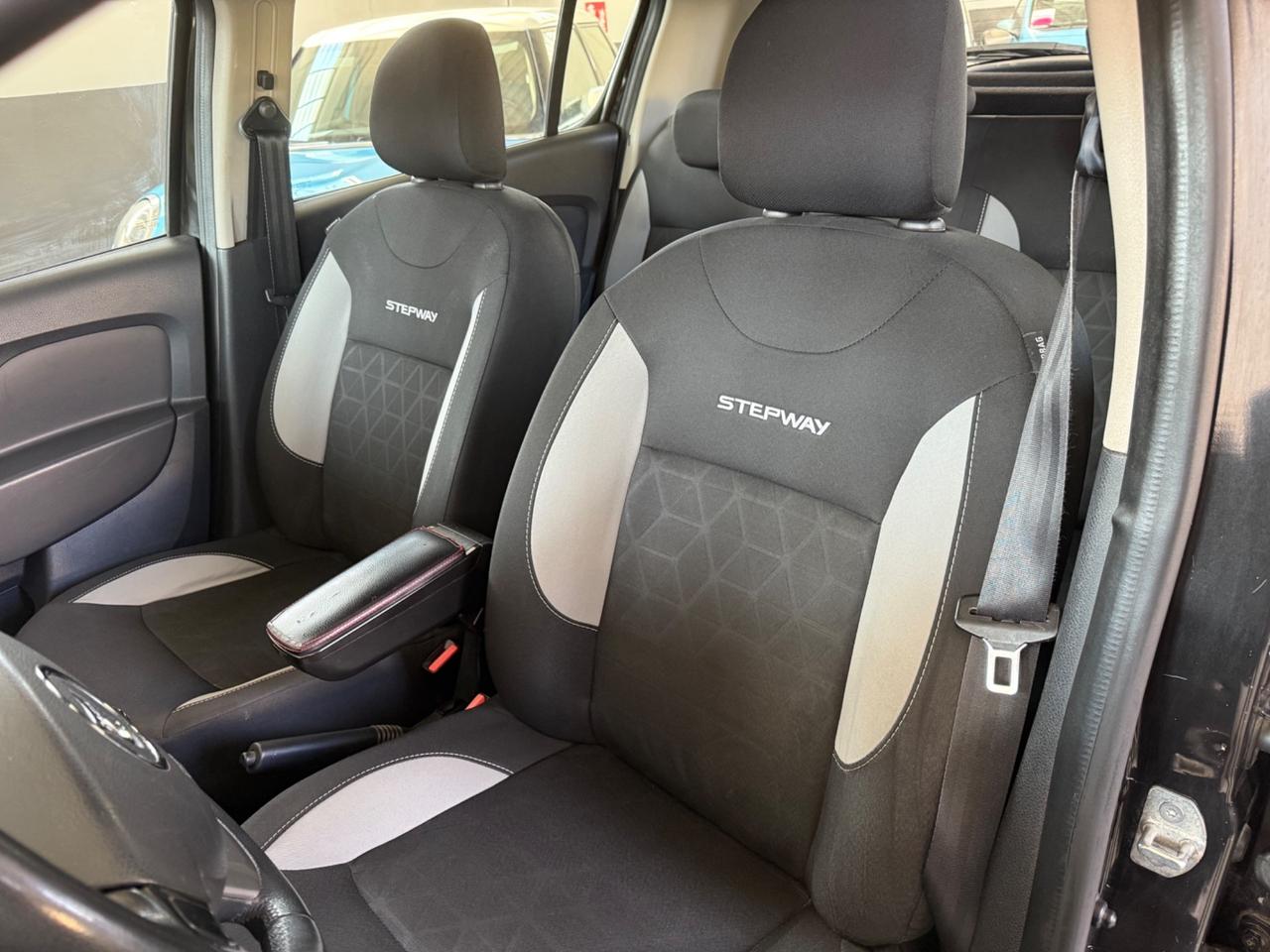 Dacia Sandero Stepway 1.5 dCi 90CV DIFETTI DI CARROZZERIA