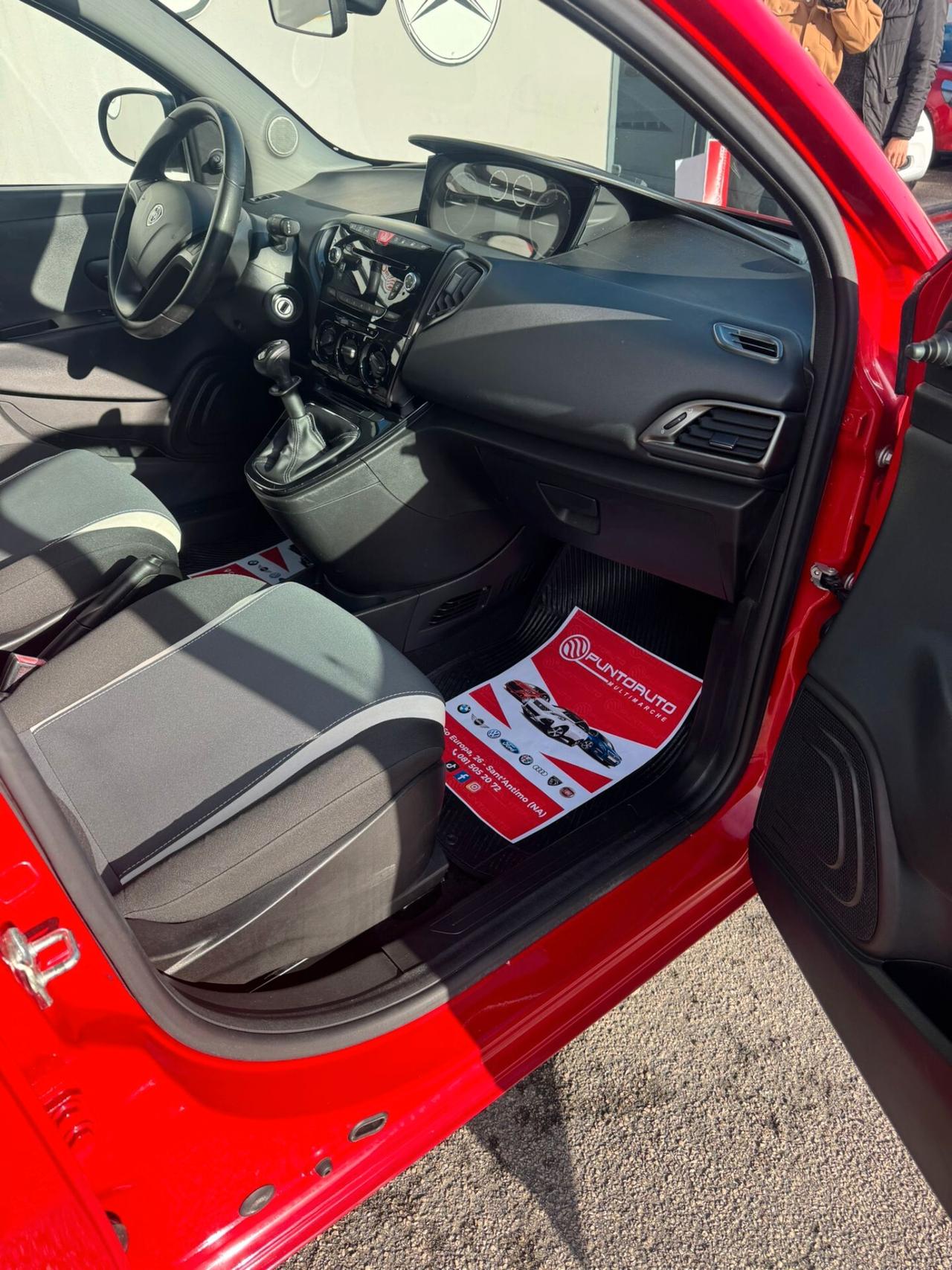 Lancia Ypsilon 1.2 69 CV 5 porte GPL Ecochic Elefantino