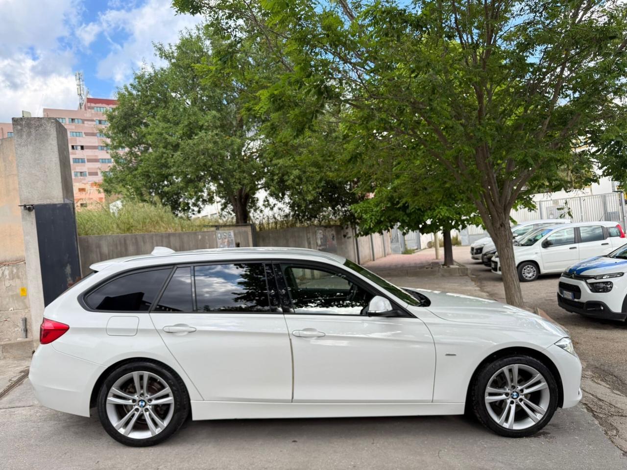 Bmw 318d GANCIO TRAINO Touring Msport