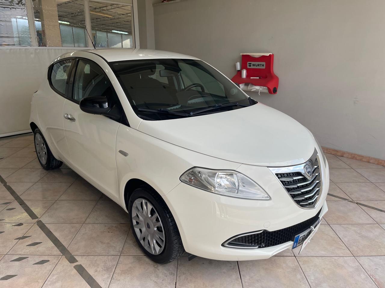 Lancia Ypsilon 1.2 69 CV 5 porte Gold - NO VINCOLO DI FINANZIAMENTO
