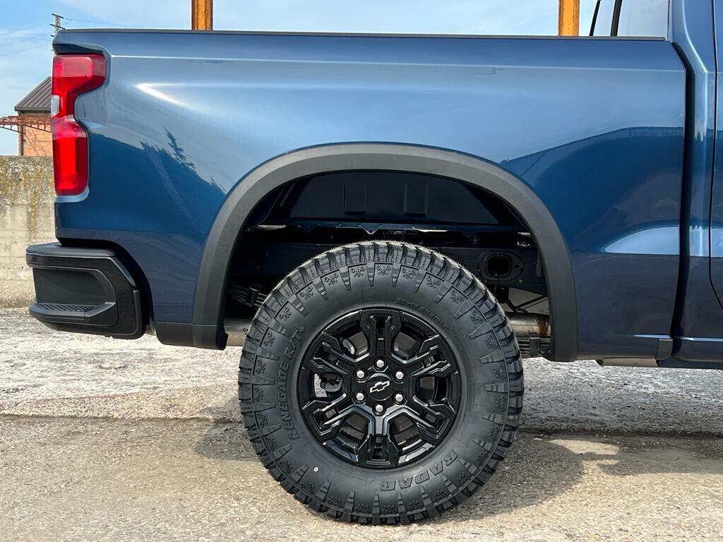 Chevrolet Silverado 6.2 L V8 4X4 ZR2