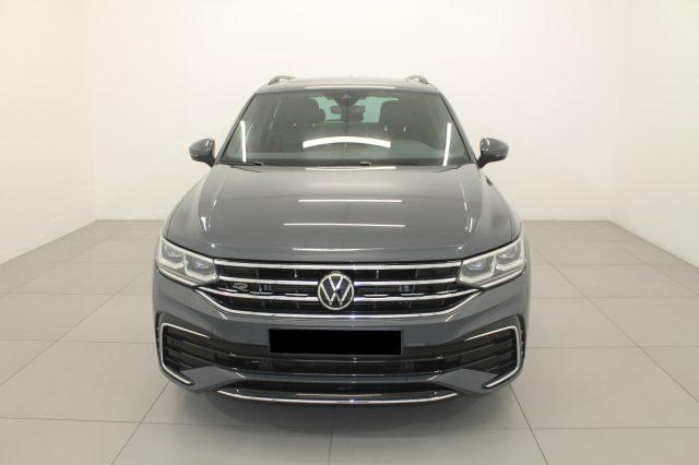 VOLKSWAGEN Tiguan 2.0 TDI 150 Cv. DSG R-Line TETTO PANORAMA