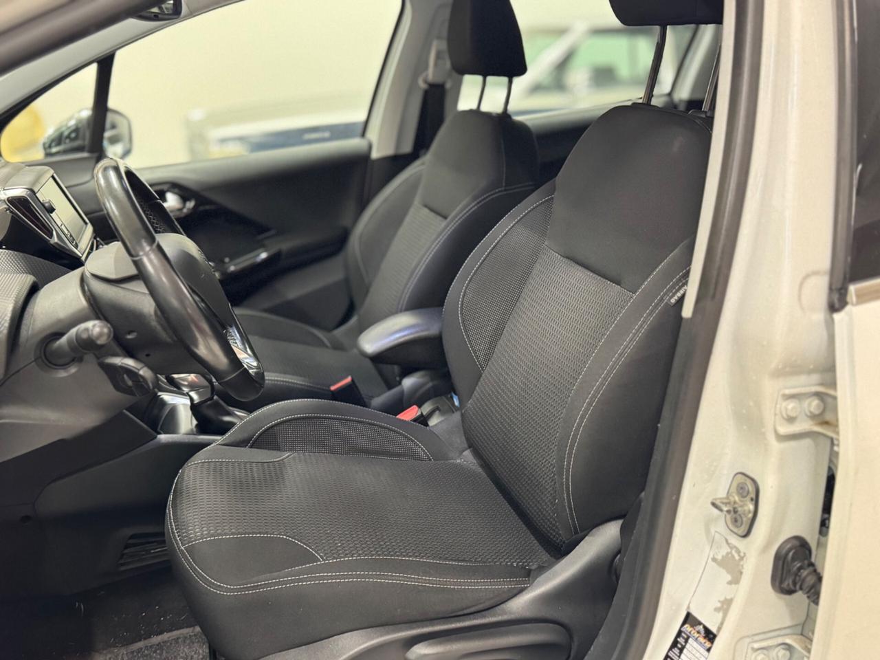 Peugeot 208 5 porte CINGHIA NUOVA